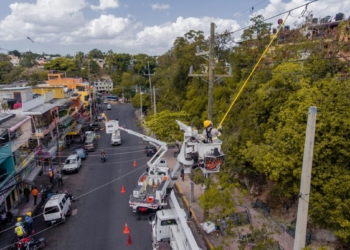 Eted alerta sobre volar chichiguas cerca de tendido eléctrico