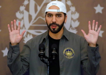 El Salvador's President Nayib Bukele speaks at a news conference before casting his vote during the municipal and parliamentary elections in San Salvador, El Salvador, February 28, 2021. REUTERS/Jose Cabezas