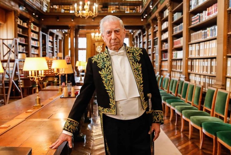 Panamá rinde homenaje a mario vargas llosa