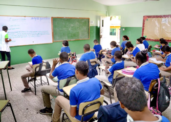 Minerd convoca a regreso a clases este lunes tras asueto de semana santa