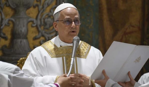 León xiv denuncia el declive de la fe en favor del "dinero" o el "poder"