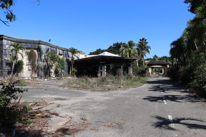 Así lucen calles y áreas donde los visitantes se recreaban.