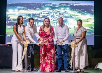 LOIRY PILIER, CARLOS DE LINARES, JATNNA TAVAREZ, JESUS DURAN Y ROSA ZAPATA