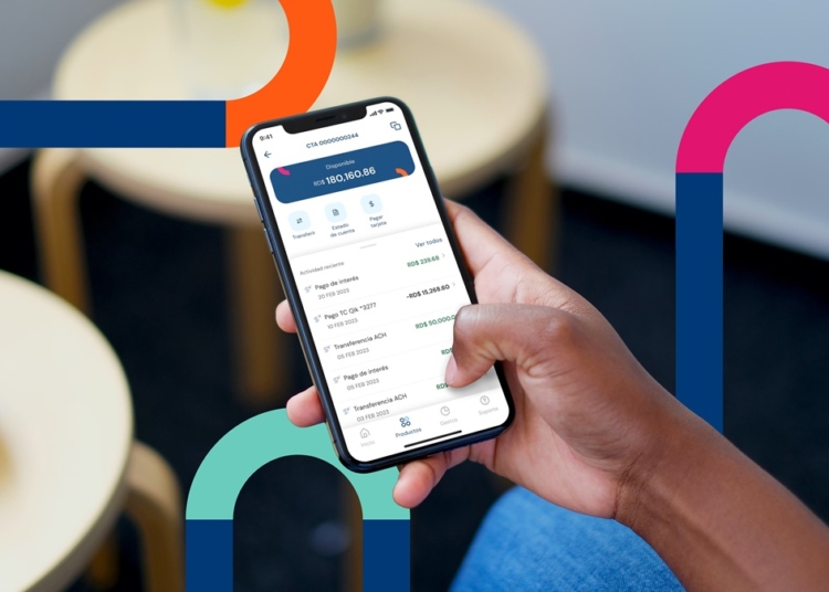 Logo de Qik Banco Digital o imagen de la aplicación móvil de Qik en un smartphone, representando su liderazgo financiero digital.