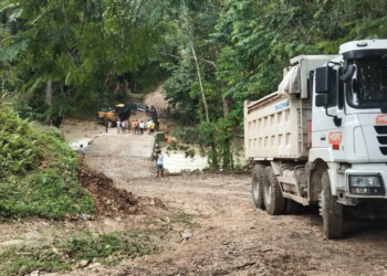 Gobierno inspecciona daños viales causados por lluvias en espaillat, puerto plata y la vega