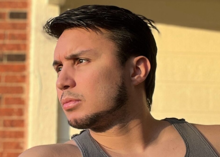 José Rafael Cordero Sánchez estrena su álbum odio a maduro