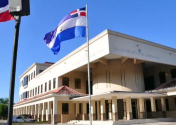 Envían a prisión a acusado de asesinar y robar a dominicano en estero hondo