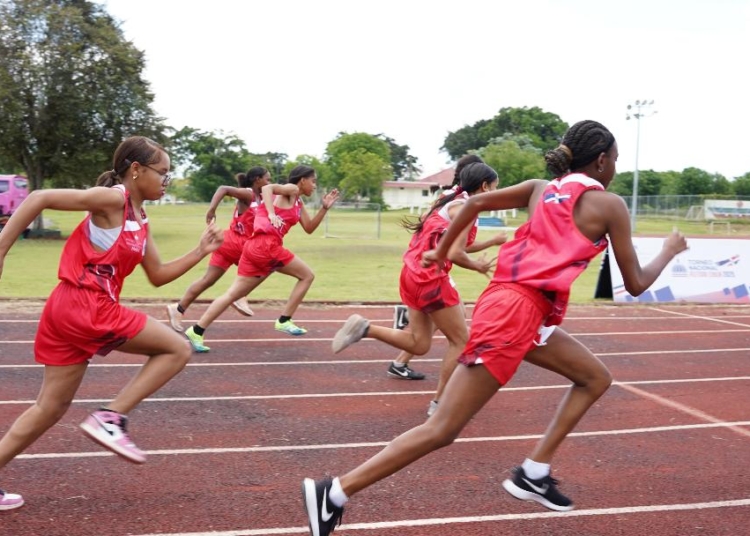 Inefi da inicio al torneo nacional de atletismo escolar con participación de 280 atletas