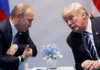 Donald Trump y Vladímir Putin en una reunión, con un tono de tensión o decepción.