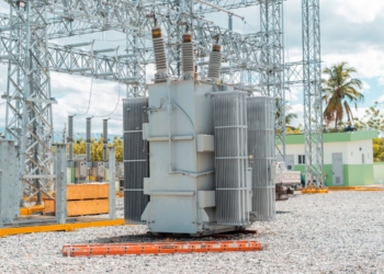 Edesur construye un campo de distribución en subestación de pedernales