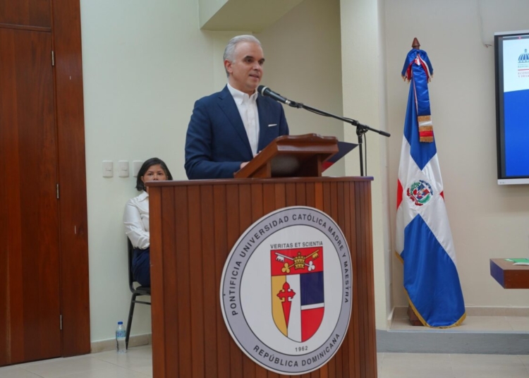 Minerd propone relanzamiento del pacto educativo como reto colectivo nacional