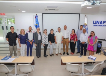 Unapec clausura su 6ta jornada de investigación destacando proyectos de ia y biotecnología 