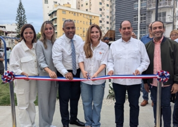 Carolina mejía entrega el nuevo parque renacimiento ii: un sueño comunitario hecho realidad