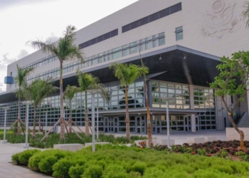 Fachada de la embajada de ee. Uu. En rd.