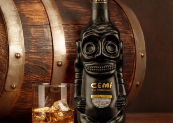 Botella escultórica de Cemí Ron Dominicano con forma de cemí taíno