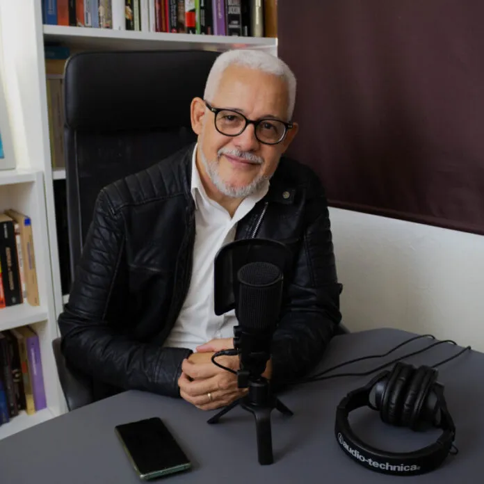 José Antonio Aybar Félix, nuevo presidente de la Comisión Nacional de Espectáculos Públicos y Radiofonía.