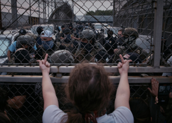 Gobierno de trump pausa redadas migratorias en sectores agrícola y de hostelería por preocupación de impopularidad