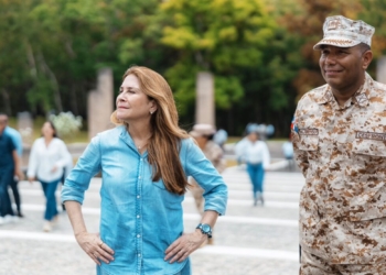 Carolina mejía propone "muros" económicos y ecológicos para reforzar la frontera dominicana