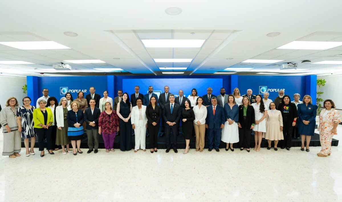Banco Popular dona RD$120 millones a 323 ONG en el primer semestre de 2025, impulsando educación, salud e inclusión 1 El encuentro congregó a líderes de fundaciones apoyadas por la entidad financiera.
