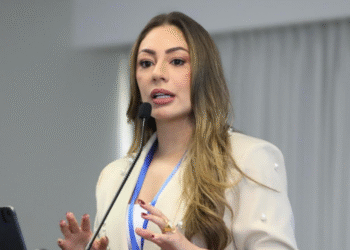 Iluminada muñoz asume dirección de prensa digital de z101 y lanza "z news"