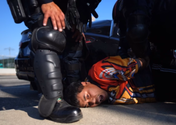 Día a día de la crisis en los ángeles: una cronología de protestas, violencia y medidas de emergencia