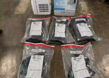 Dncd incauta marihuana oculta en aire acondicionado portátil en el aila