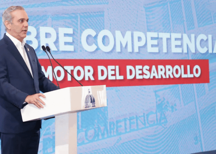 Presidente abinader destaca logros en libre competencia y rol de procompetencia como motor de desarrollo