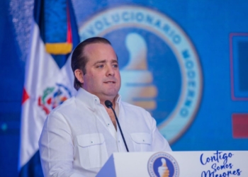 José ignacio paliza sugiere a luis abinader presidir el prm en el futuro