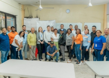 Edesur implementa plan de readecuación eléctrica en cristo rey para optimizar servicio y reducir pérdidas