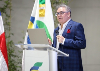 Cámaras de comercio avanzan hacia unificación del registro mercantil en foro clave en puerto plata