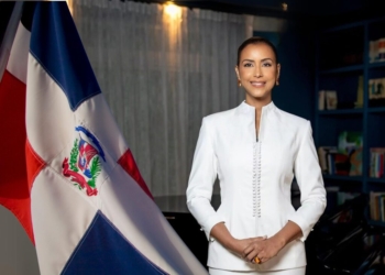 Buscan reforzar enseñanza de la constitución dominicana en escuelas para fomentar ciudadanía crítica