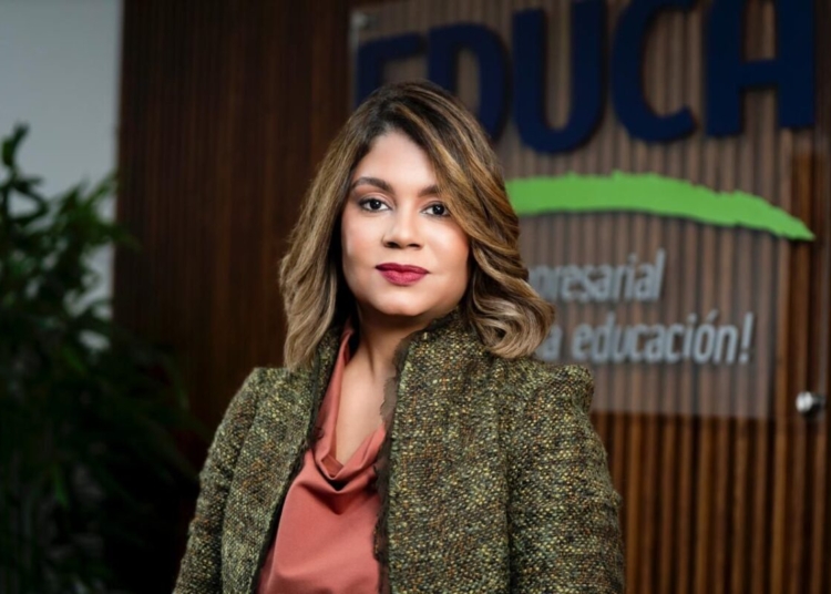 Yahaira sosa machado asume dirección ejecutiva de educa para impulsar la educación dominicana