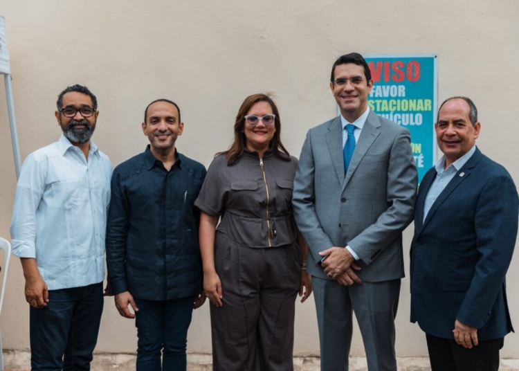 Adn y comité de emergencia lanzan plan piloto de semáforos pluviales en el dn