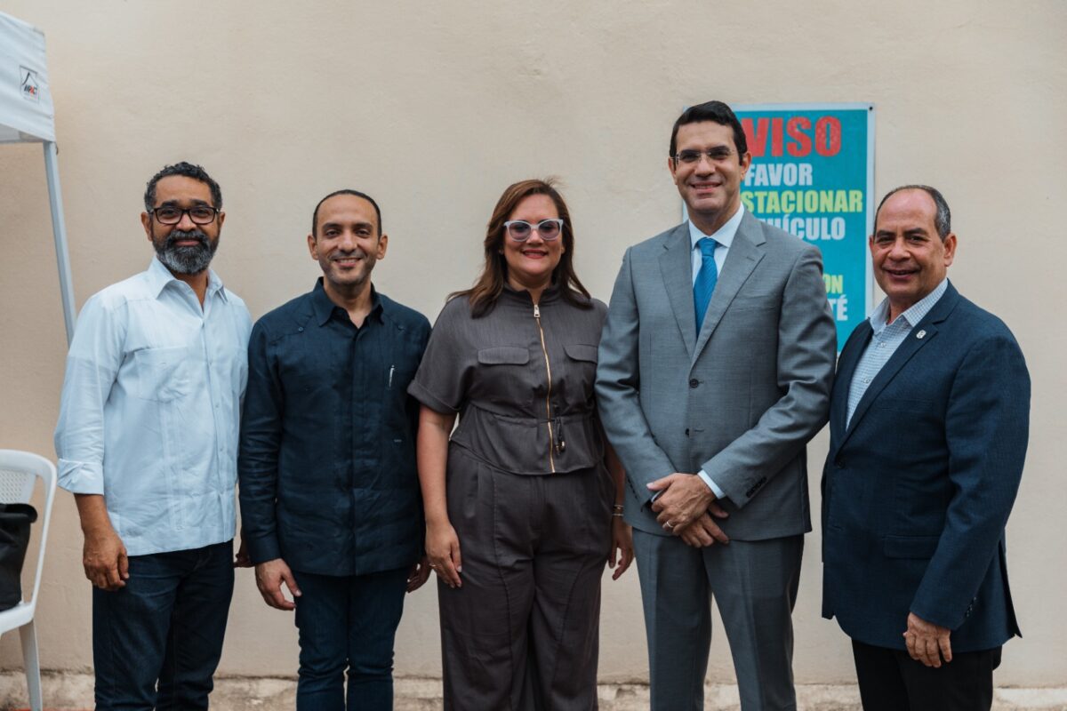 Adn y comité de emergencia lanzan plan piloto de semáforos pluviales en el dn