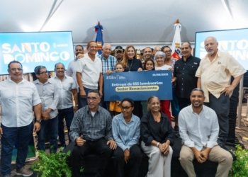 Carolina mejía ilumina renacimiento con 655 luces led para mayor seguridad y bienestar