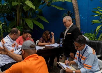 Pgase entrega a edesur 1,497 medidores incautados en lucha contra el fraude eléctrico