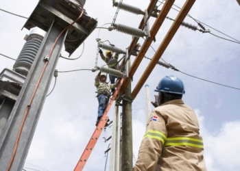 Eted anuncia interrupción eléctrica transitoria en santiago por trabajos en líneas de transmisión