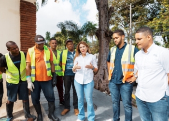 Carolina mejía supervisa trabajos preventivos y llama a ciudadanos a cuidar santo domingo
