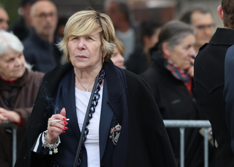 Obsèques de l'actrice Emilie Dequenne au cimetère du Père-Lachaise. Elle avait révélé en octobre 2023 souffrir d'une forme rare de cancer, un corticosurénalome (cancer du système endocrinien). Michèle dite "Mimi" Marchand. LP / Olivier Lejeune