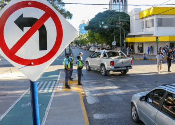 Así multará la digesett a los conductores que giren a la izquierda en zonas restringidas