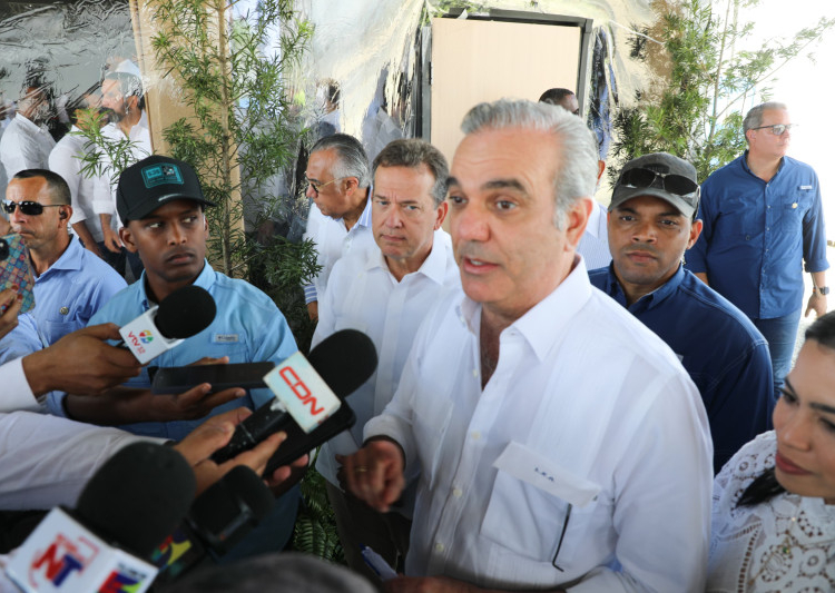 Presidente abinader observará modificaciones a la ley de residuos sólidos