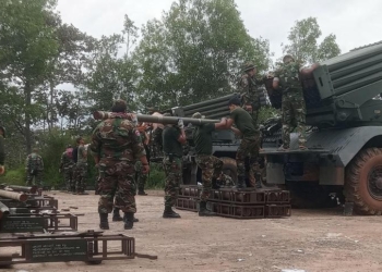 Tailandia y camboya intercambian fuego en una escalada de su disputa fronteriza