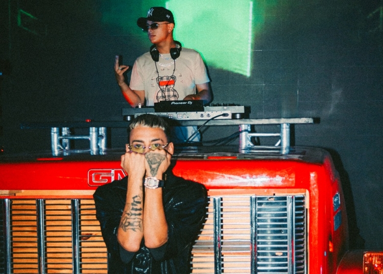 Beliel presenta demonia una descarga de poder urbano desde bogotá