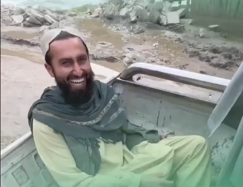 Talibanes usan video viral para atraer turismo