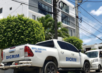 Mujer cubana fallece tras caer de edificio en santiago