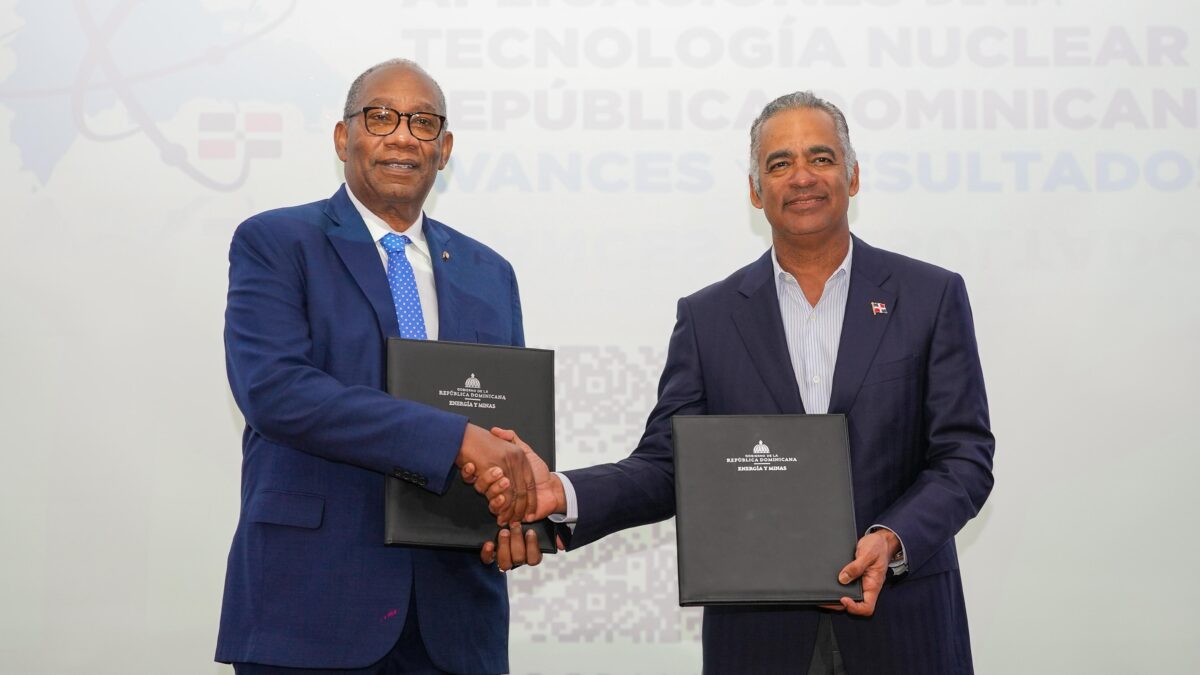 Joel Santos y Editrudis Beltrán estrechan lazos de cooperación mutua