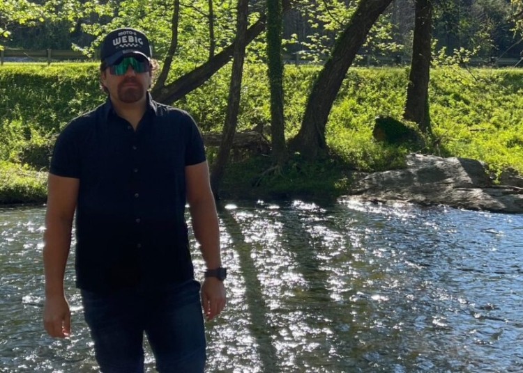 Jonny Nasser El productor que transforma la belleza en experiencias inolvidables