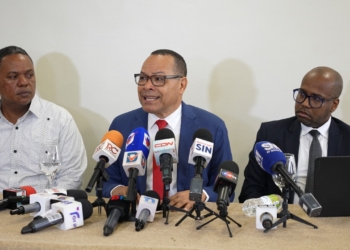 Dekolor desmiente acusaciones de soborno del intrant y reclama deuda de rd$670 millones