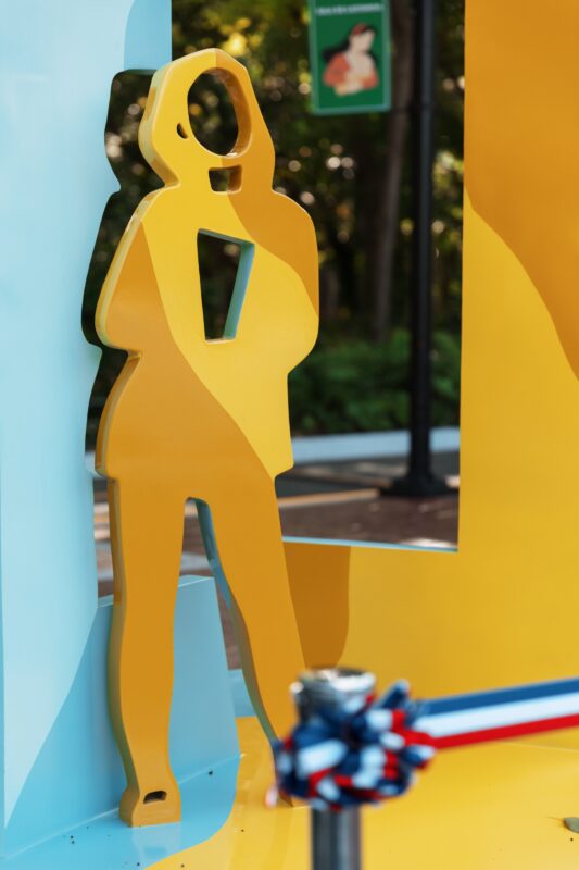 Carolina mejía y centro amaya inauguran escultura "reto al futuro"