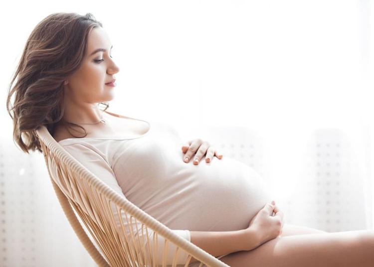 Código laboral: desprotección a mujer embarazada en rd